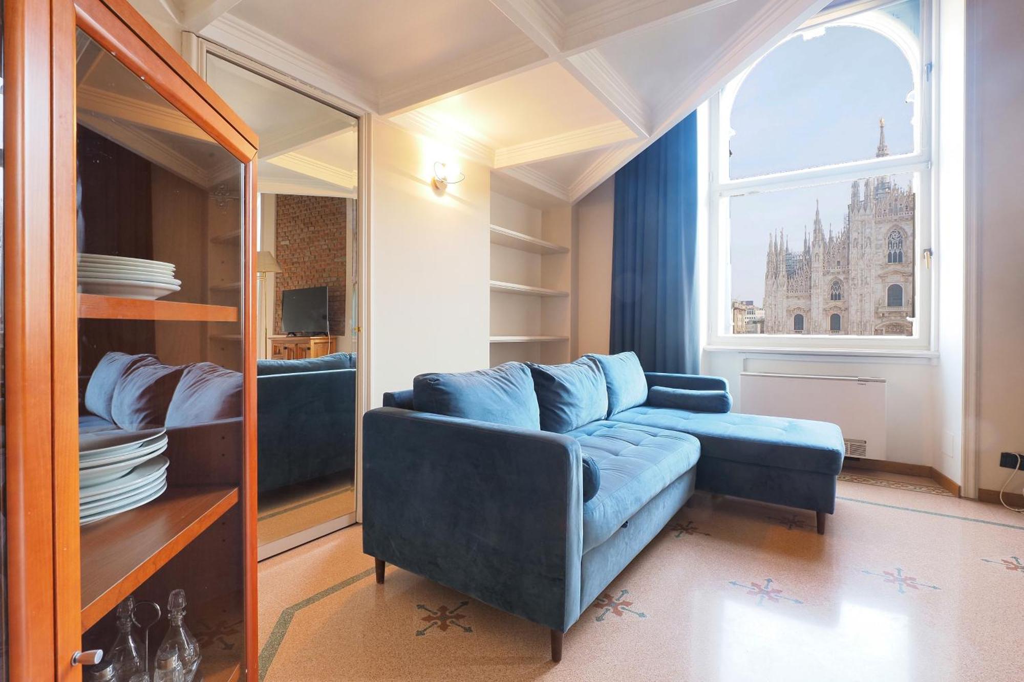 Duomo Cathedral View - Luxury Milano